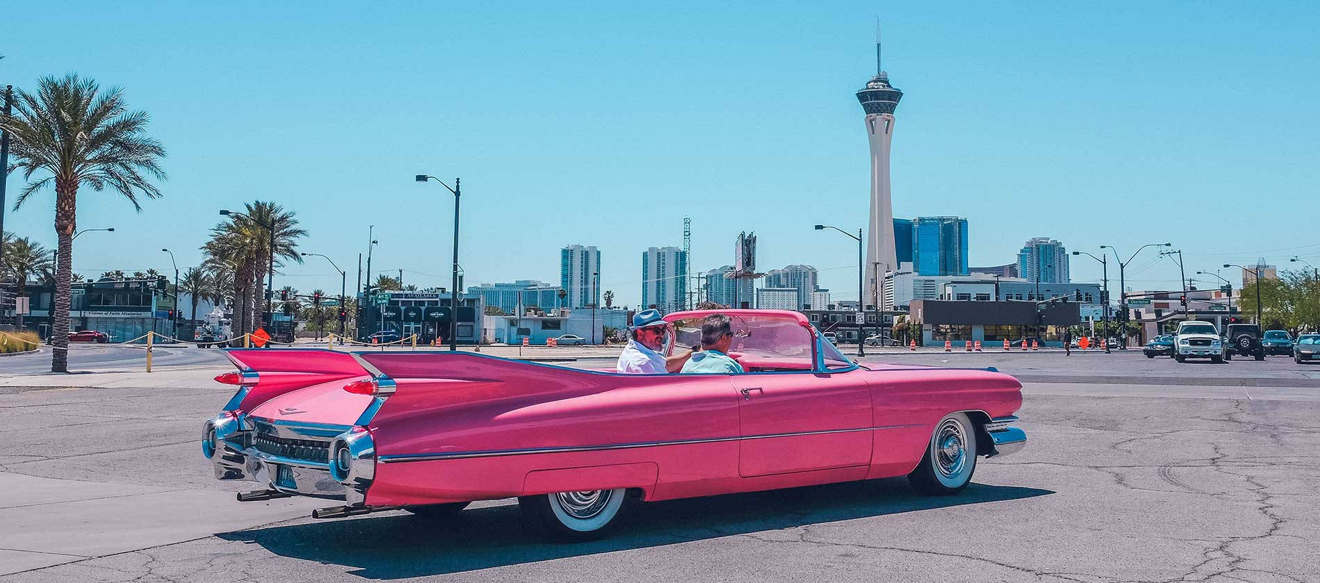 Retro Estetik Pembe Araba Bilgisayar İçin Duvar Kağıdı
