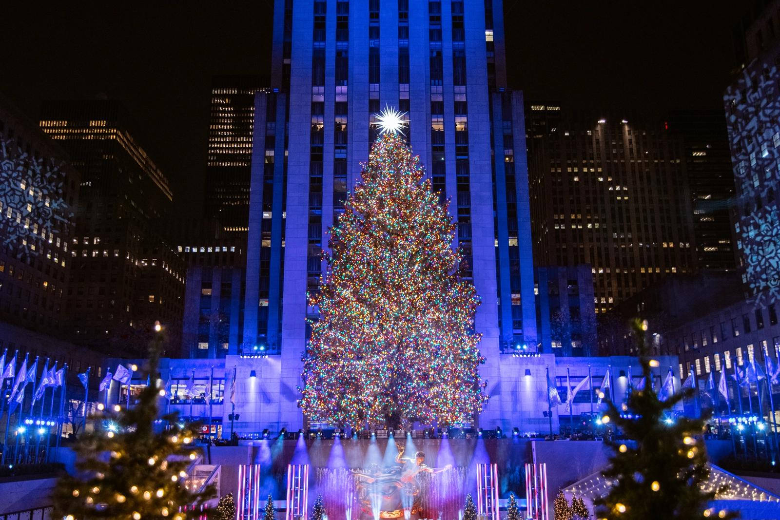 Rockefeller Center Mavi Işıkları Duvar Kağıdı