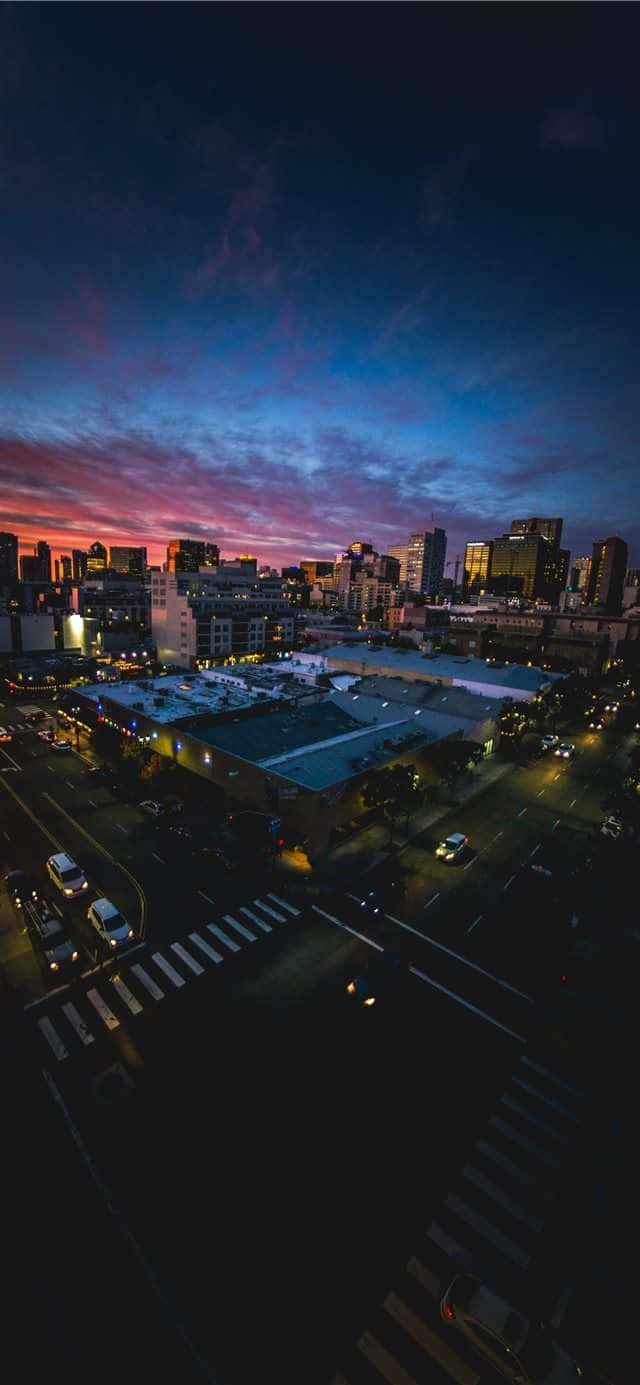 San Diego'da Karanlık Yol iPhone Duvar Kağıdı