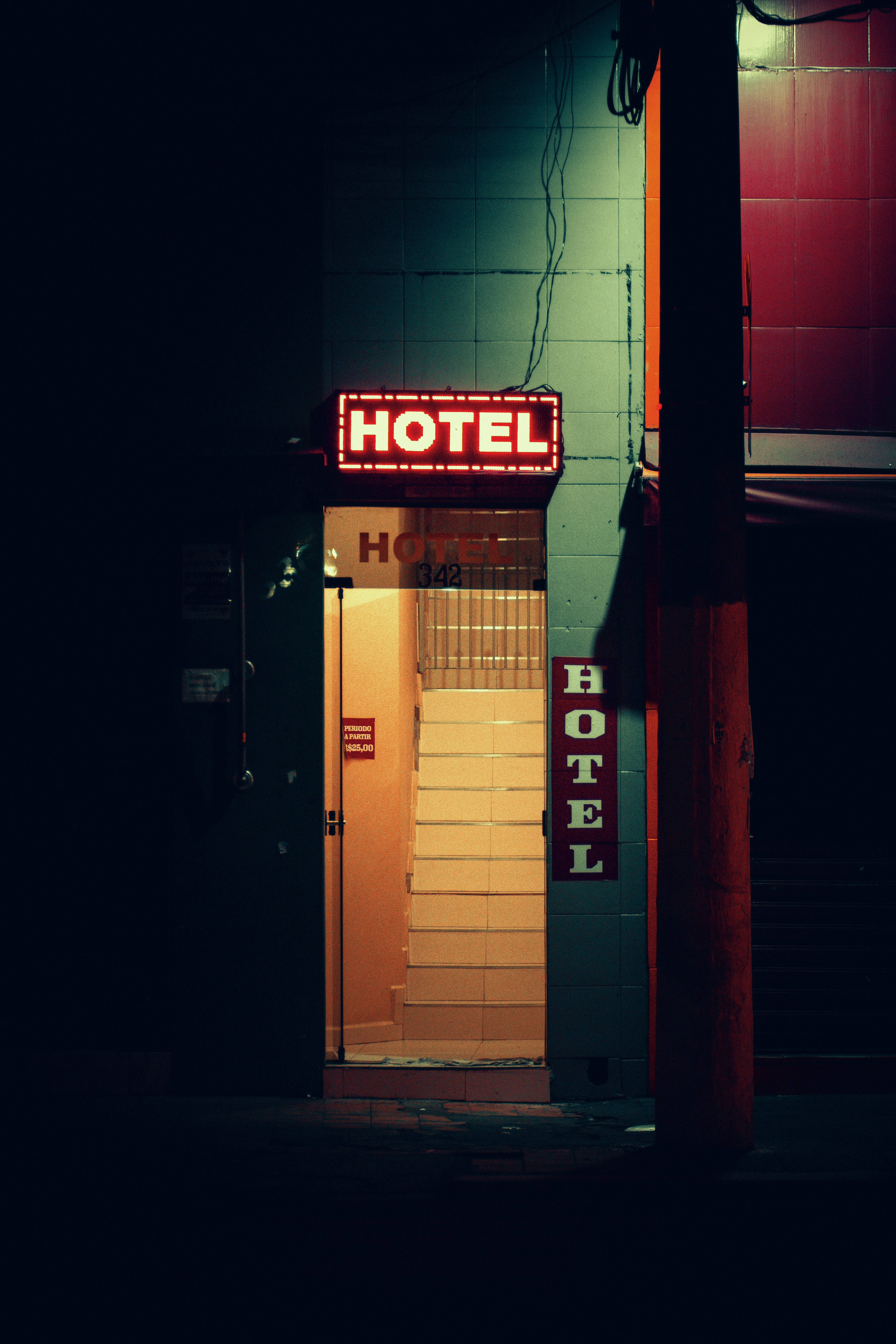 Sanatsal Otel Girişi Duvar Kağıdı