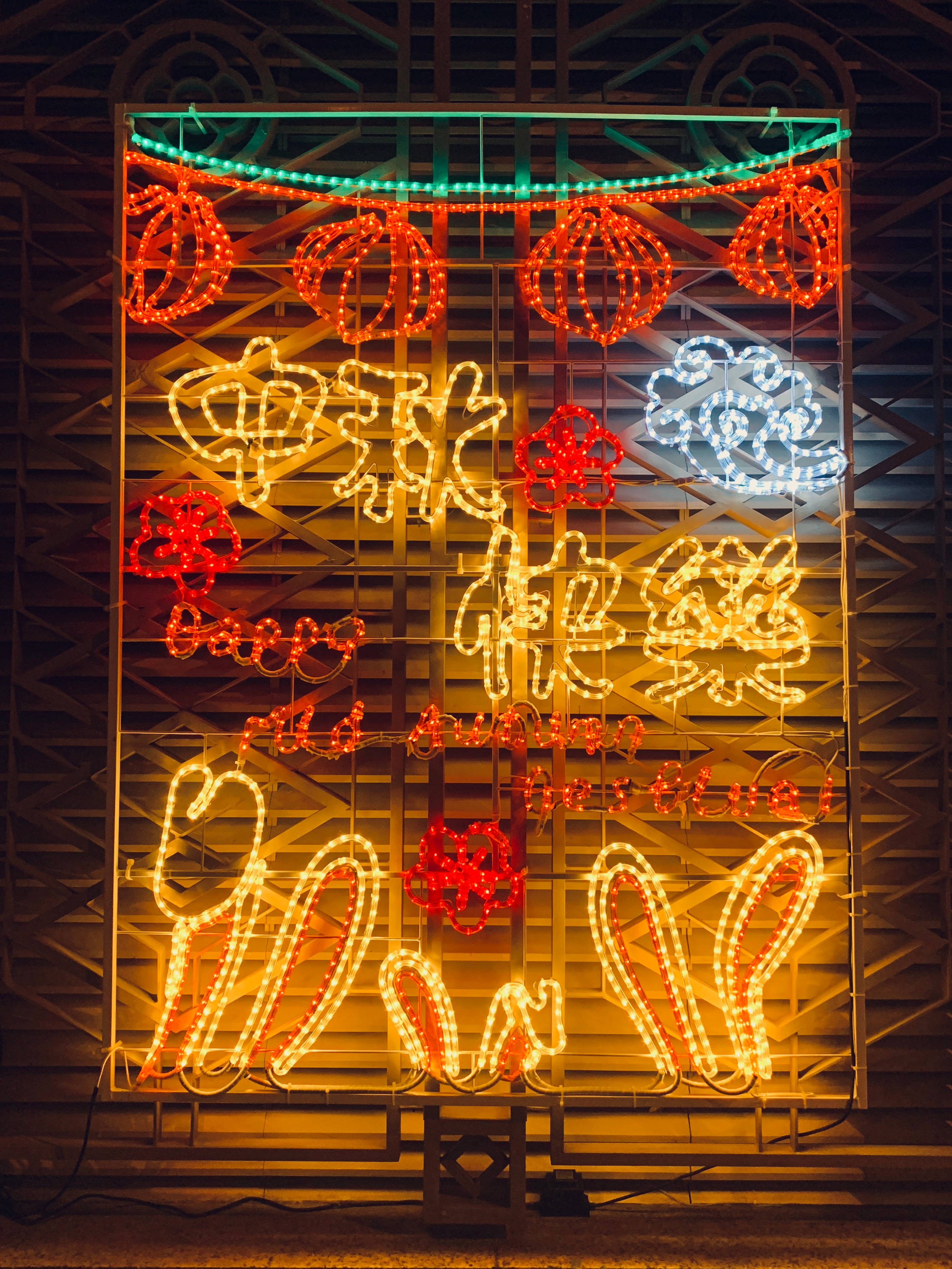 Sarı Çin Tabelası Neon iPhone Duvar Kağıdı
