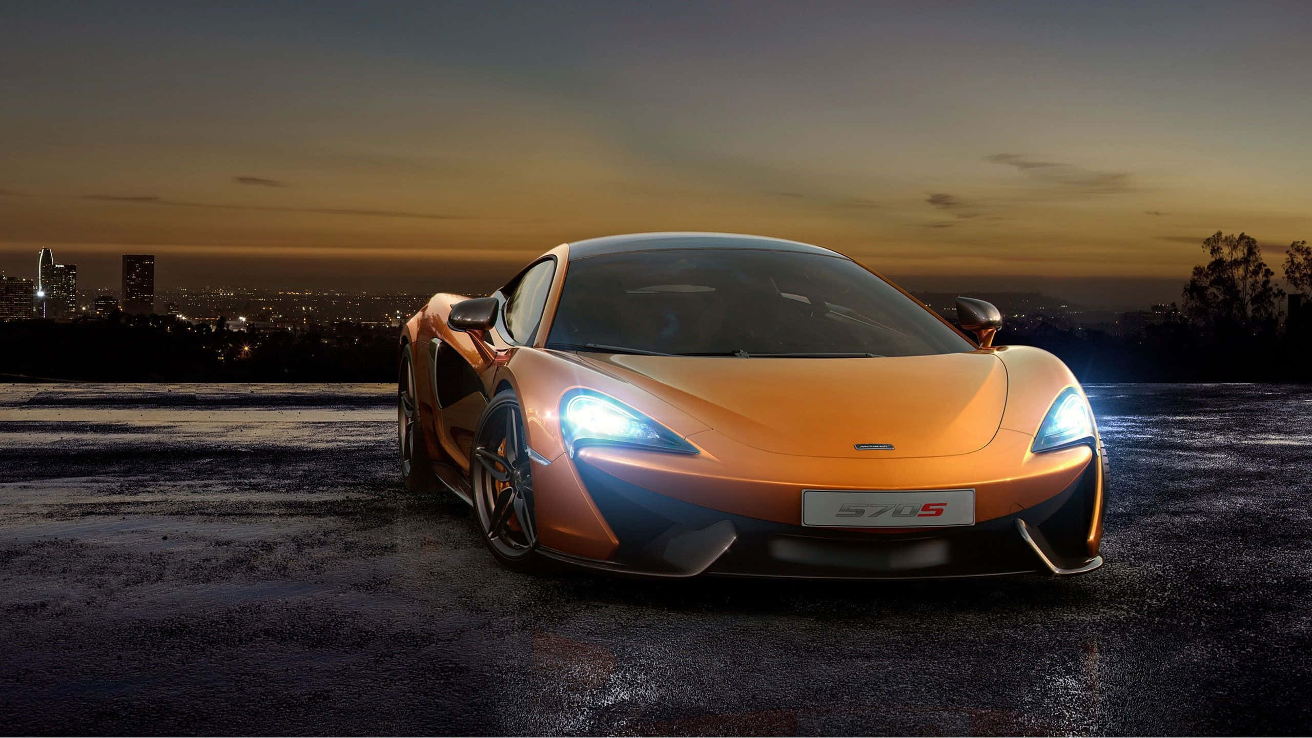 Sarı McLaren Araba Resmi Duvar Kağıdı