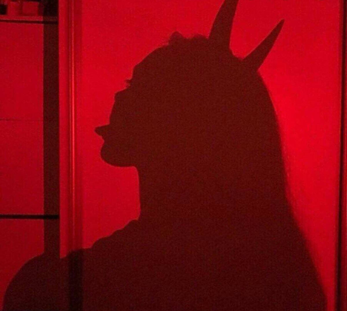 Şeytan Kız Gölgesi Sert Anime Profil Fotoğrafı Duvar Kağıdı