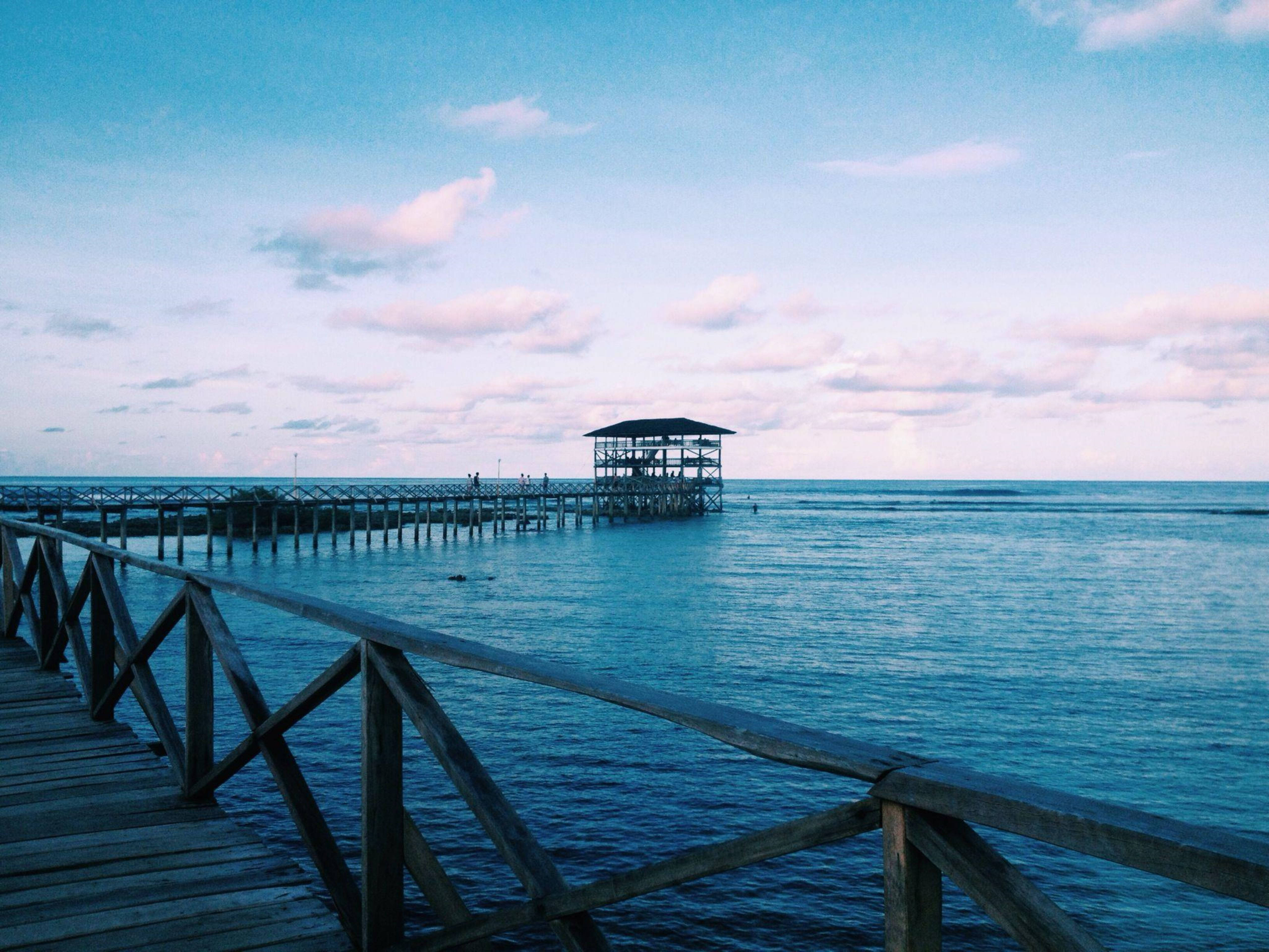 Siargao Adası Cloud 9 İskelesi Duvar Kağıdı