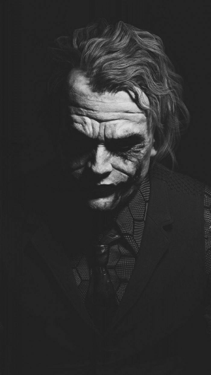 Siyah Beyaz Üzgün Joker Duvar Kağıdı