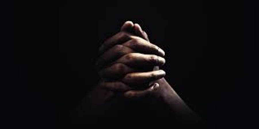 Siyah Estetik Dua Eden Eller Duvar Kağıdı