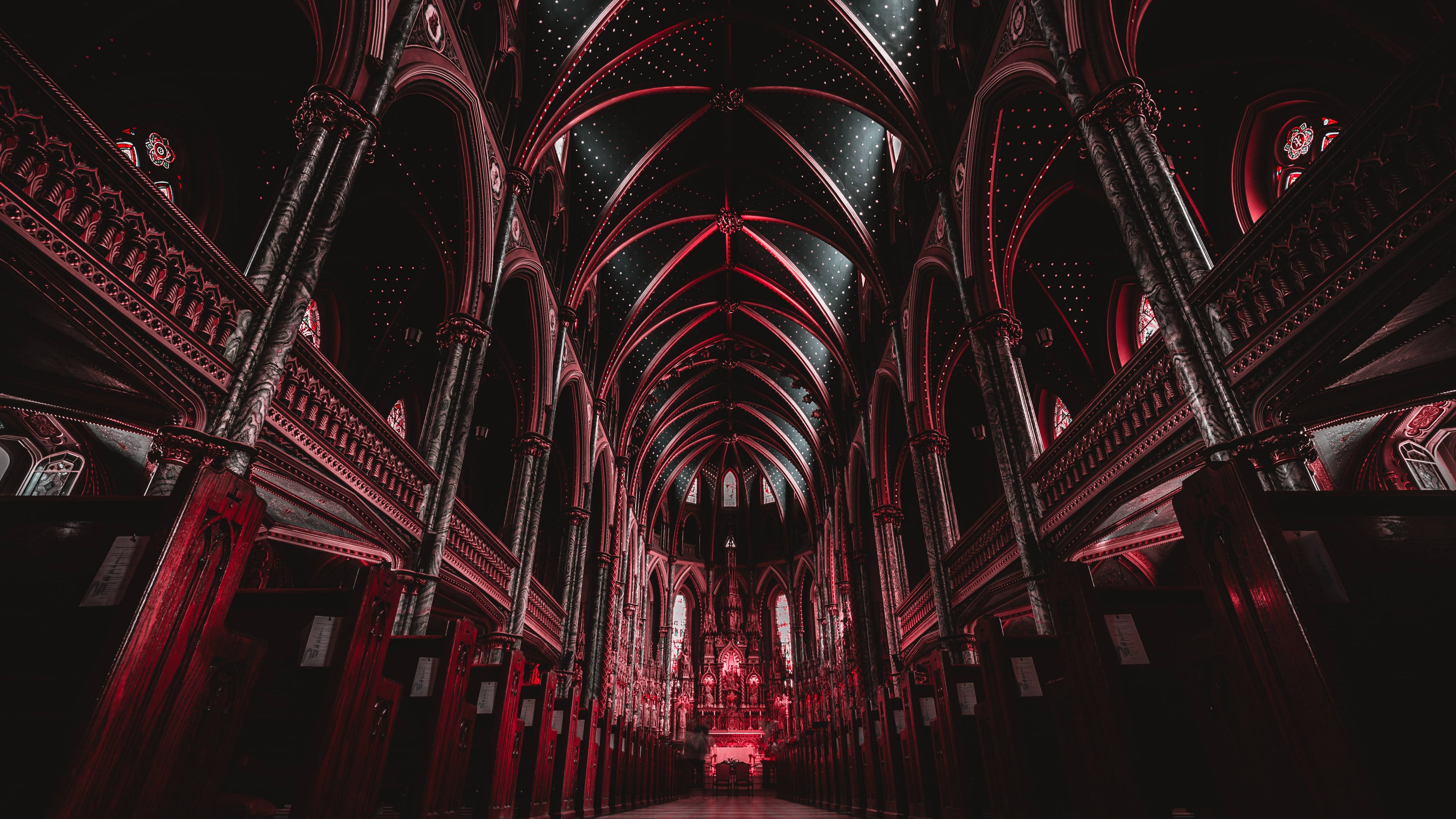 Siyah Kırmızı 4K Katedral Duvar Kağıdı