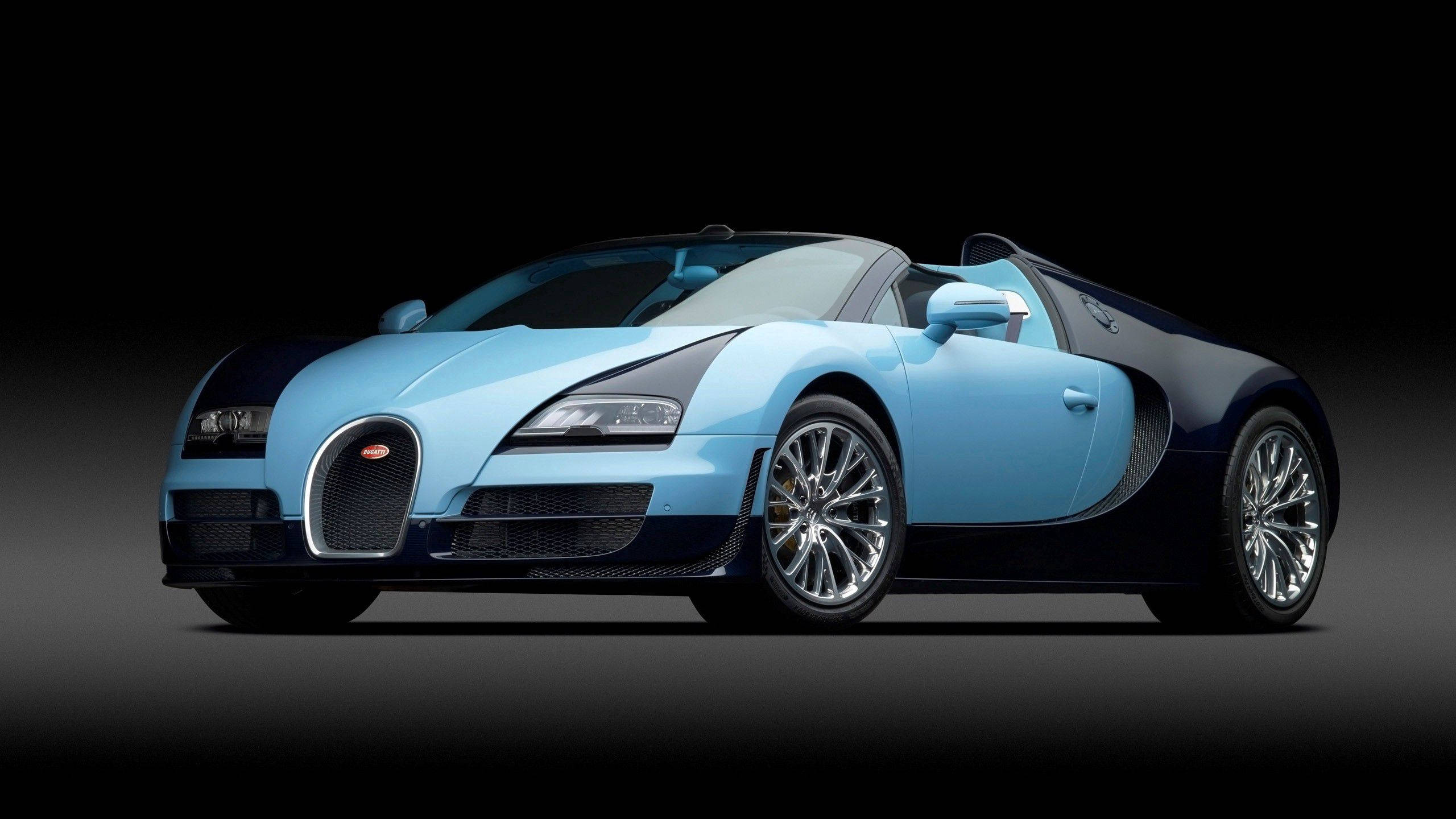 Şık Mavi Bugatti Veyron Duvar Kağıdı