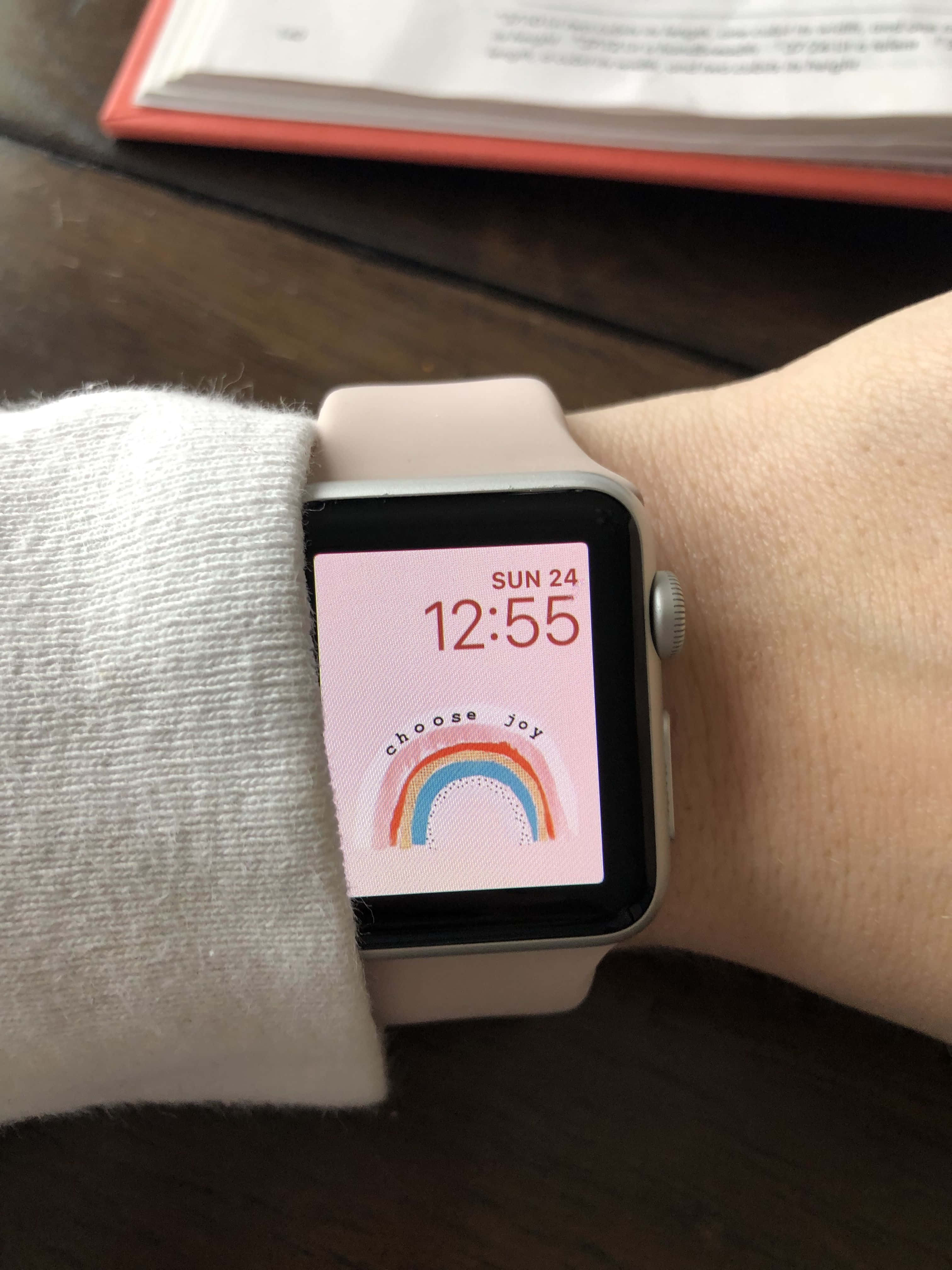 Şık ve İşlevsel Bir Apple Watch Duvar Kağıdı