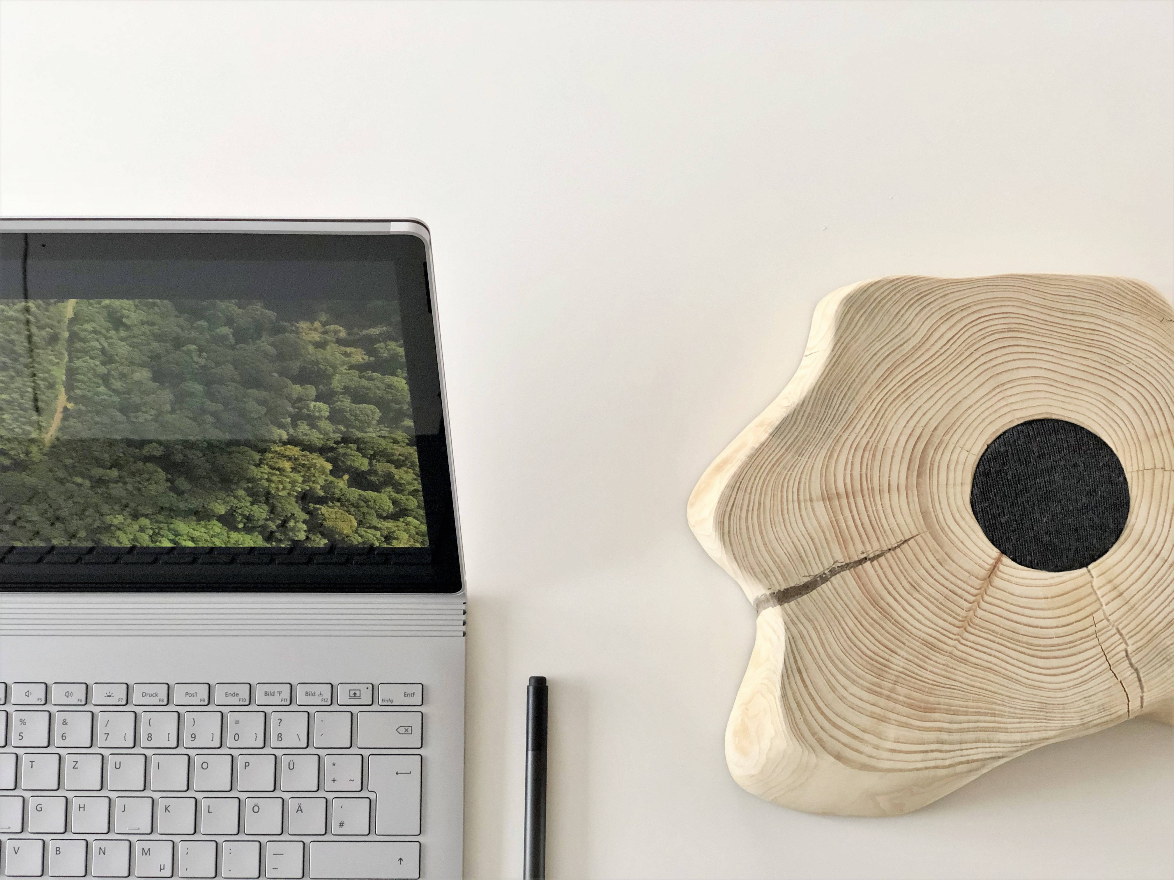 Şık ve Modern Surface Book 3 Duvar Kağıdı