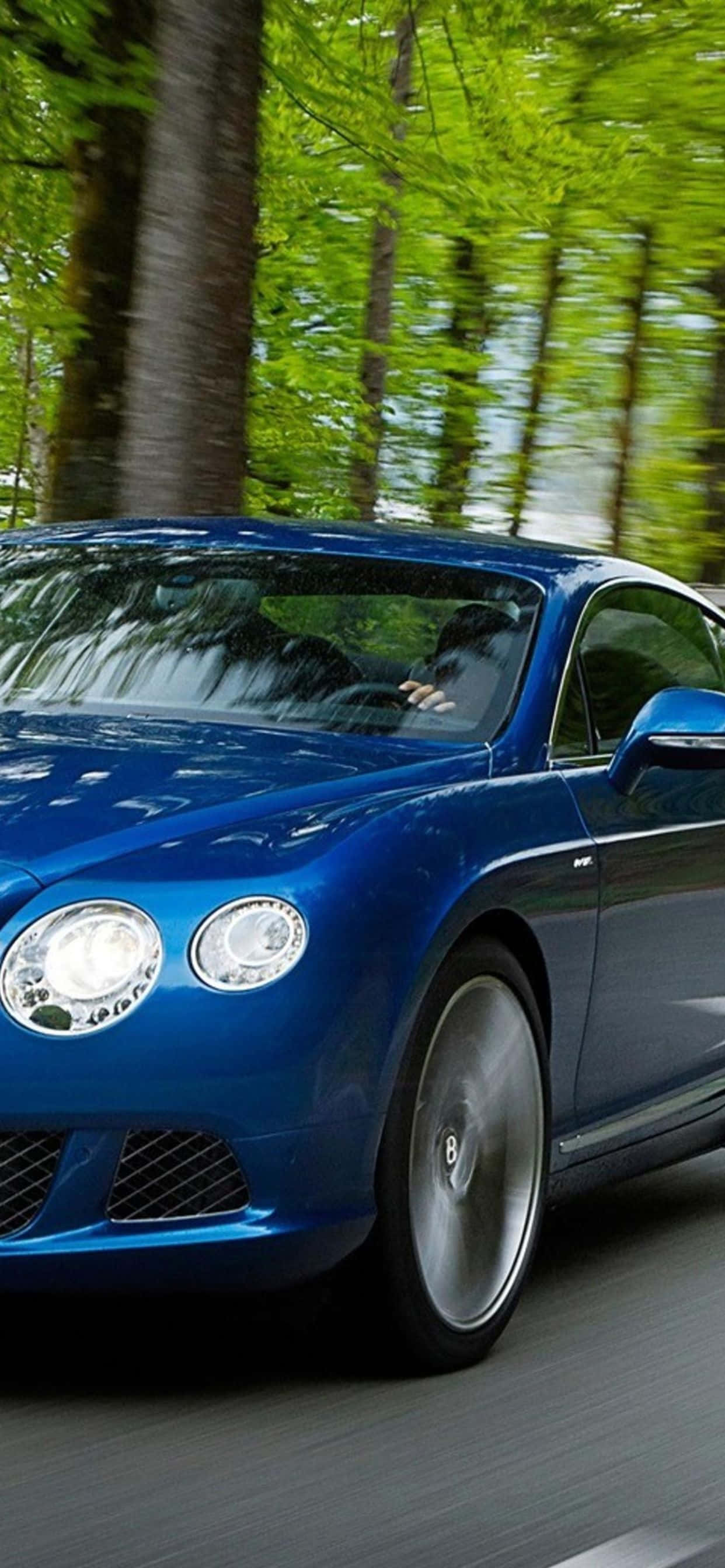 Stil İçinde Hayatı Sonuna Kadar Yaşayın - iPhone Xs Max ve Bir Bentley Duvar Kağıdı