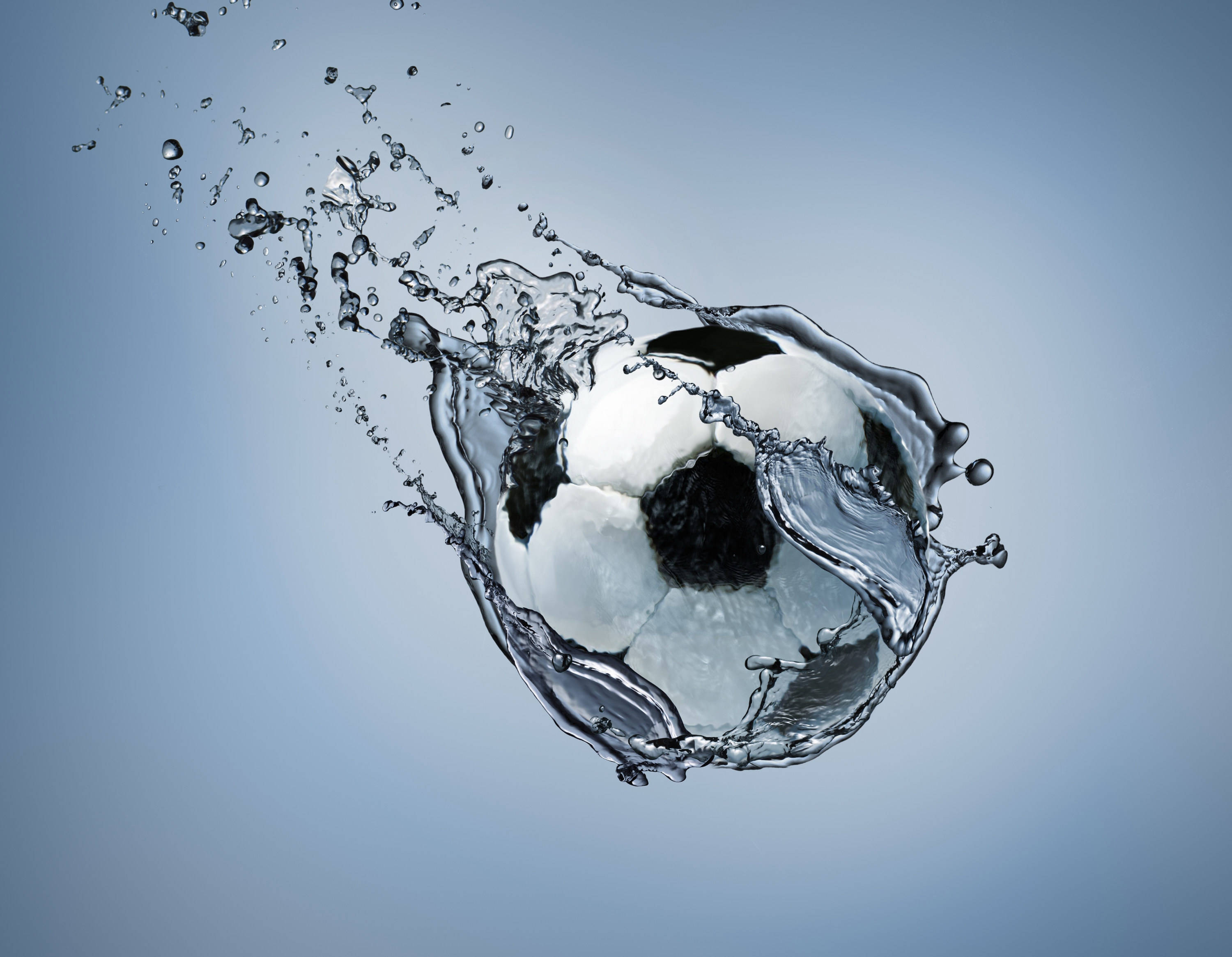 Sualtında Futbol Topu Duvar Kağıdı