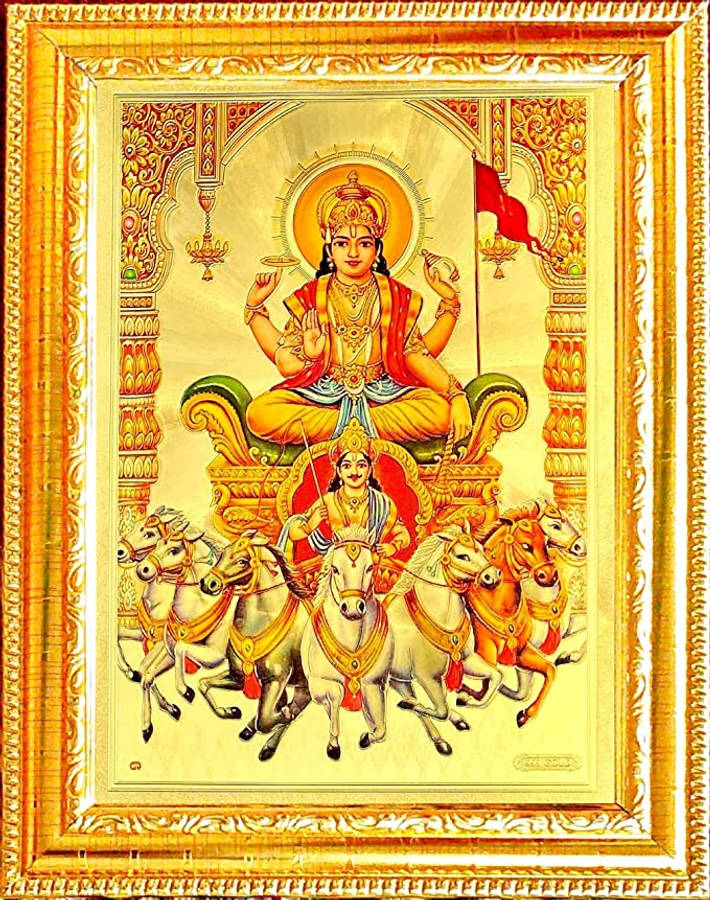 Surya Bhagwan Altın Çerçeveli Duvar Kağıdı