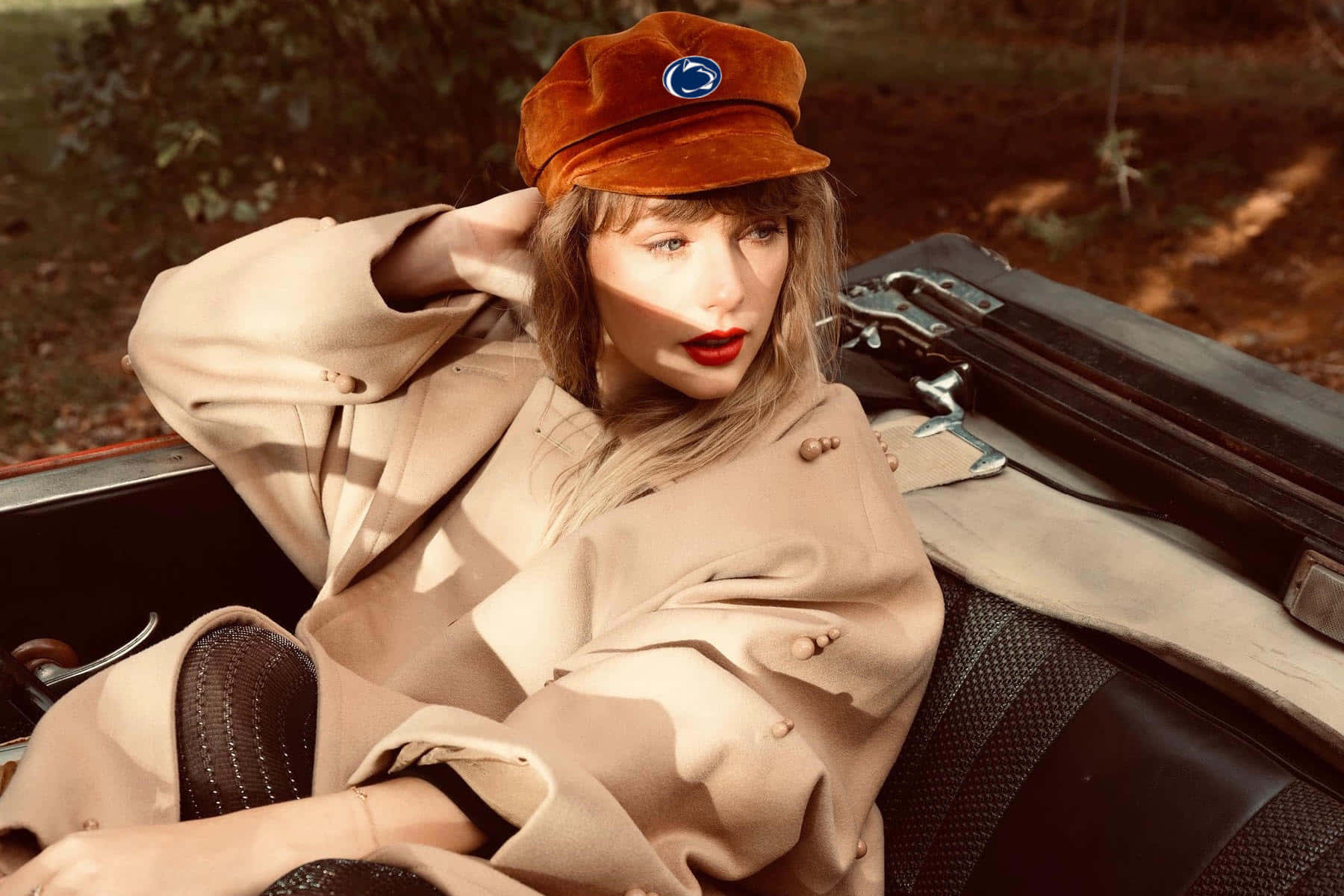 Taylor Swift Müziğiyle Mutluluk Getiriyor Duvar Kağıdı