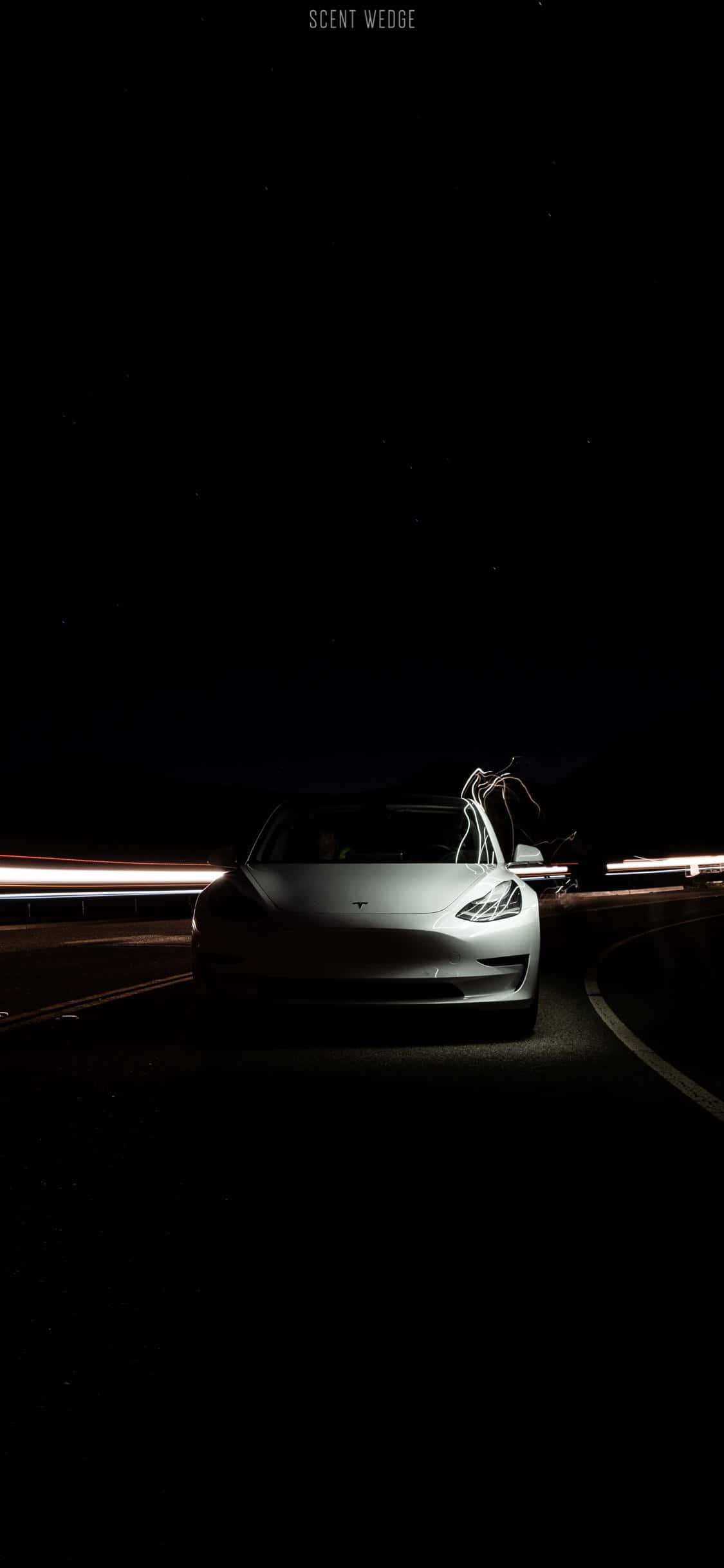 #Tesla'nızın gücünü iPhone ile açığa çıkarın Duvar Kağıdı