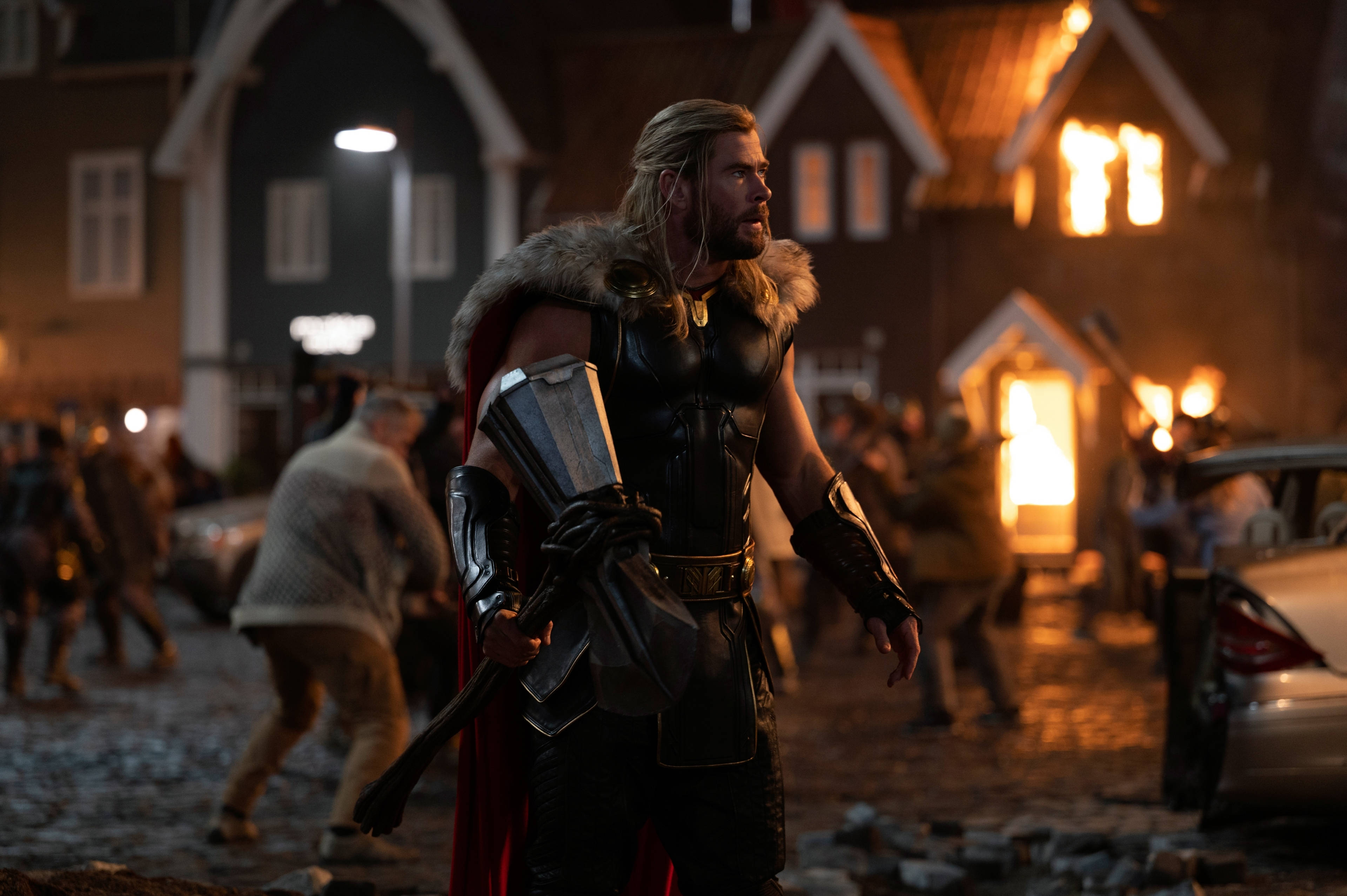 Thor Love And Thunder Yeni Asgard Duvar Kağıdı