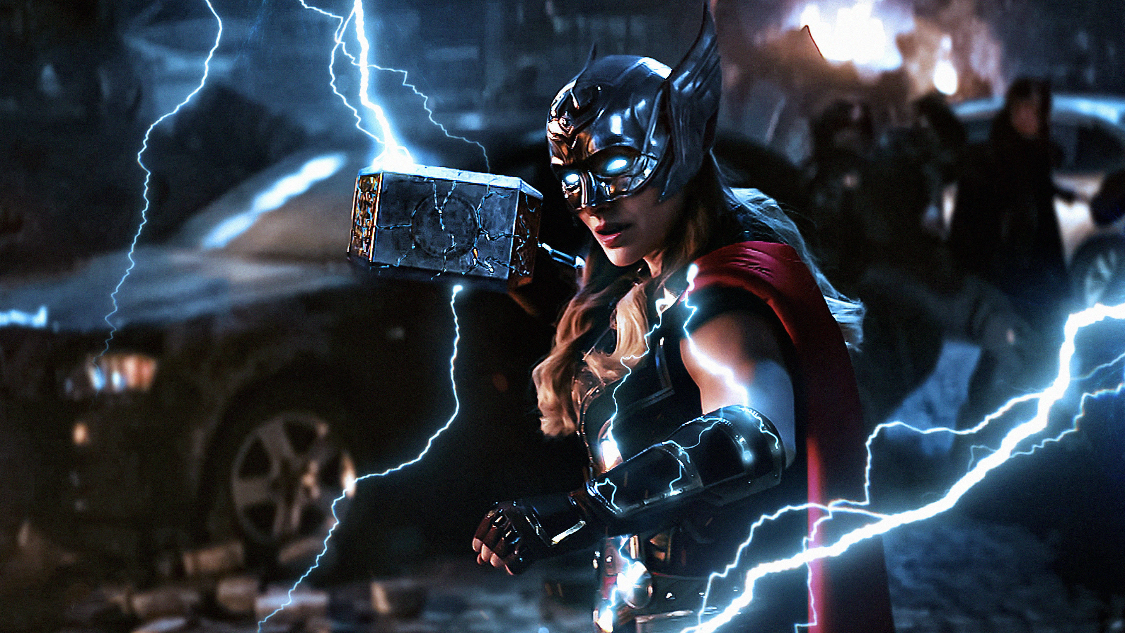 Thor Love And Thunder Güçlü Thor Duvar Kağıdı