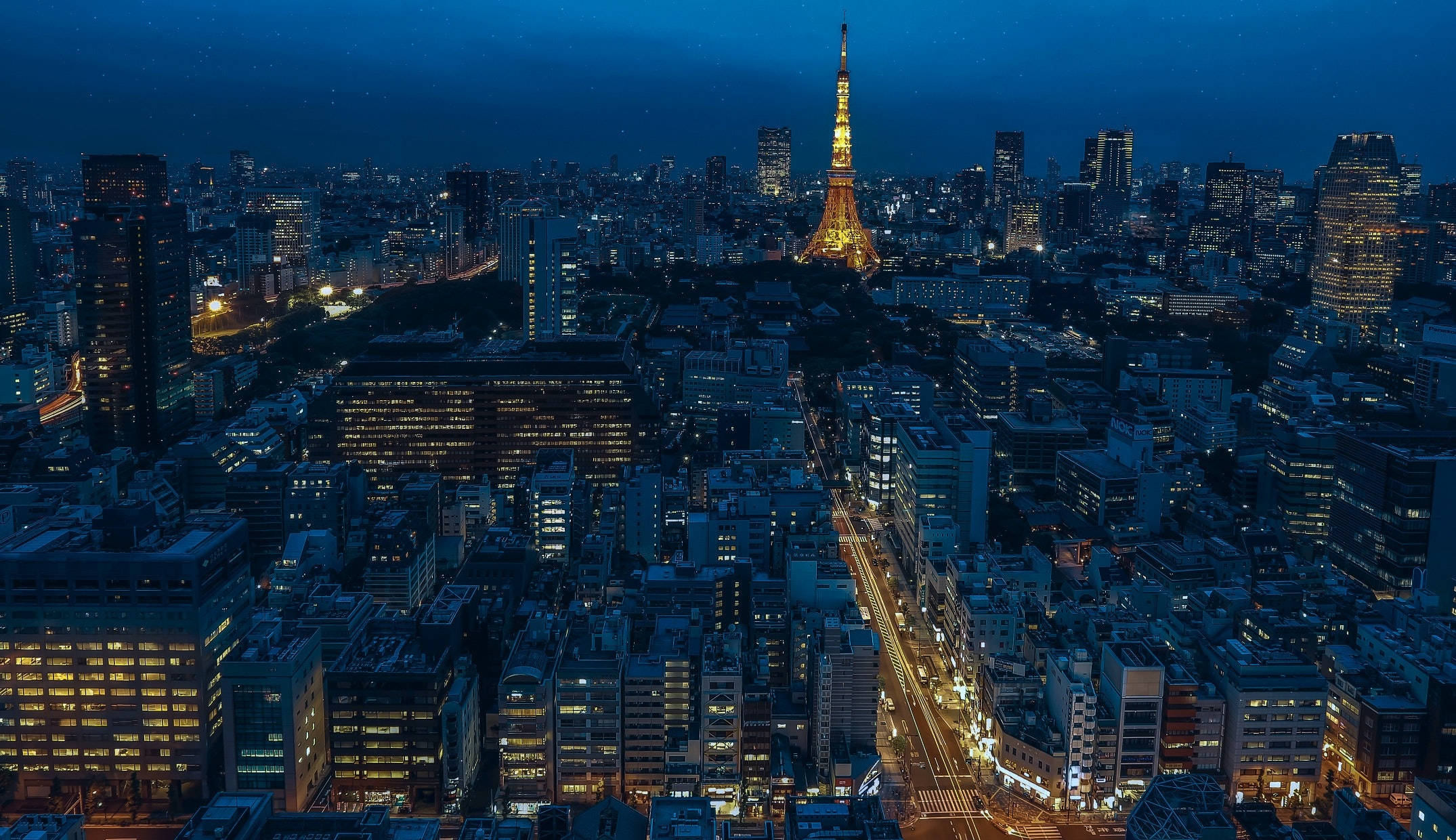 Tokyo Kulesi Gece Şehir Manzarası Duvar Kağıdı
