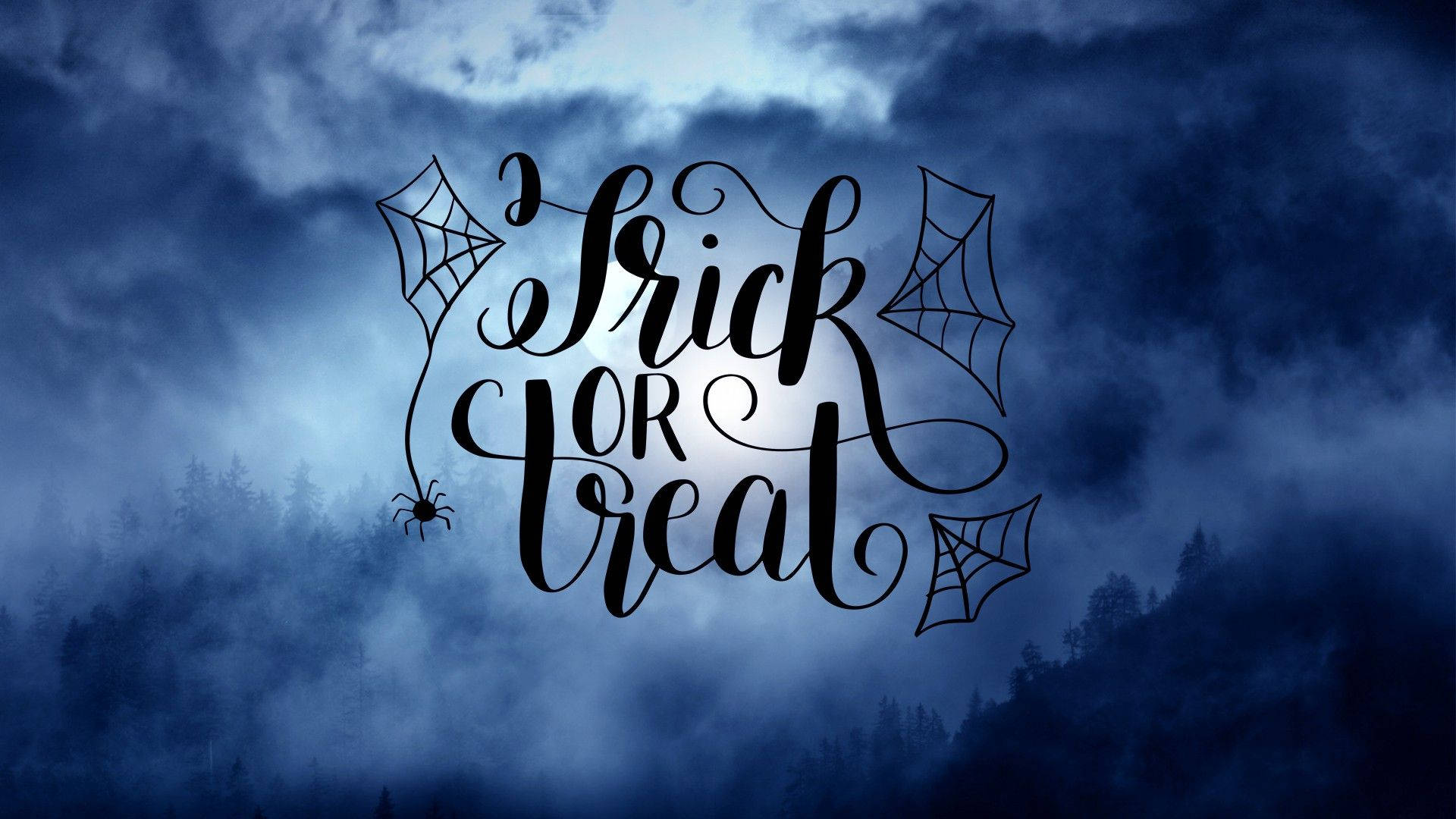 Trick Or Treat Web Bulutlu Arka Plan Duvar Kağıdı