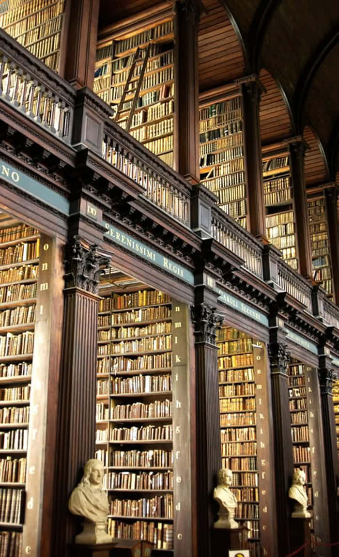 Trinity College Kütüphanesi Resmi Duvar Kağıdı