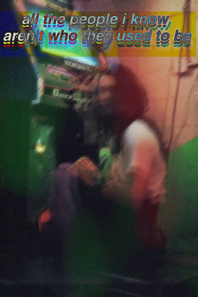 Trippy Estetik Dans Makinesi Duvar Kağıdı
