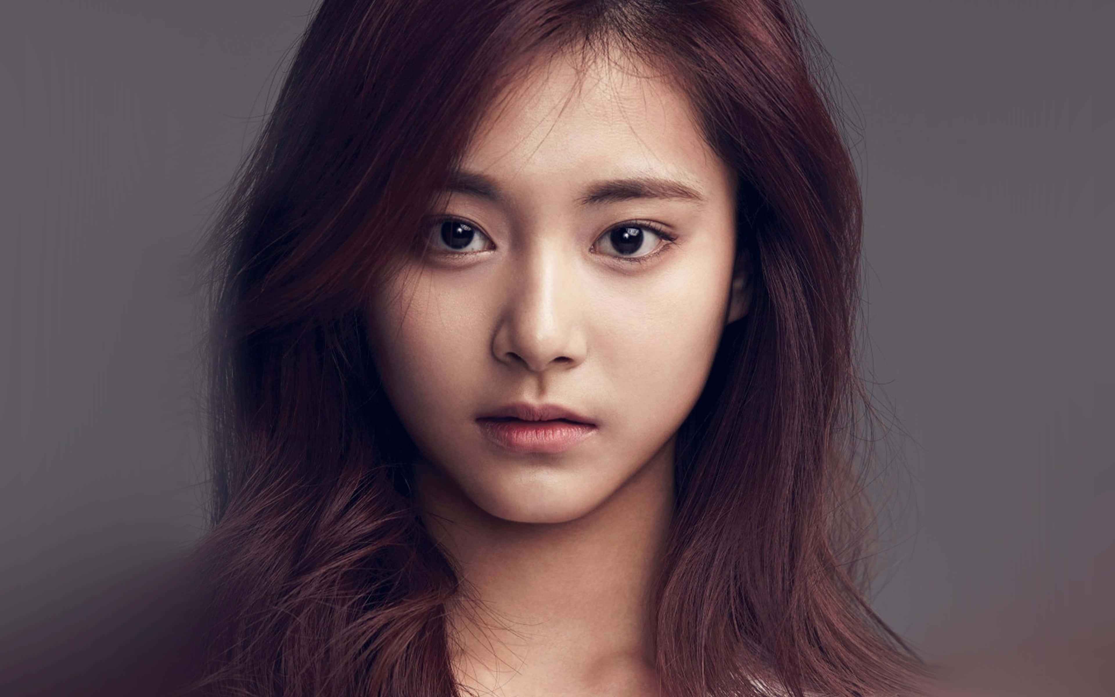 Twice K-Pop Grubu Şık Bir Fotoğraf Çekiminde Duvar Kağıdı