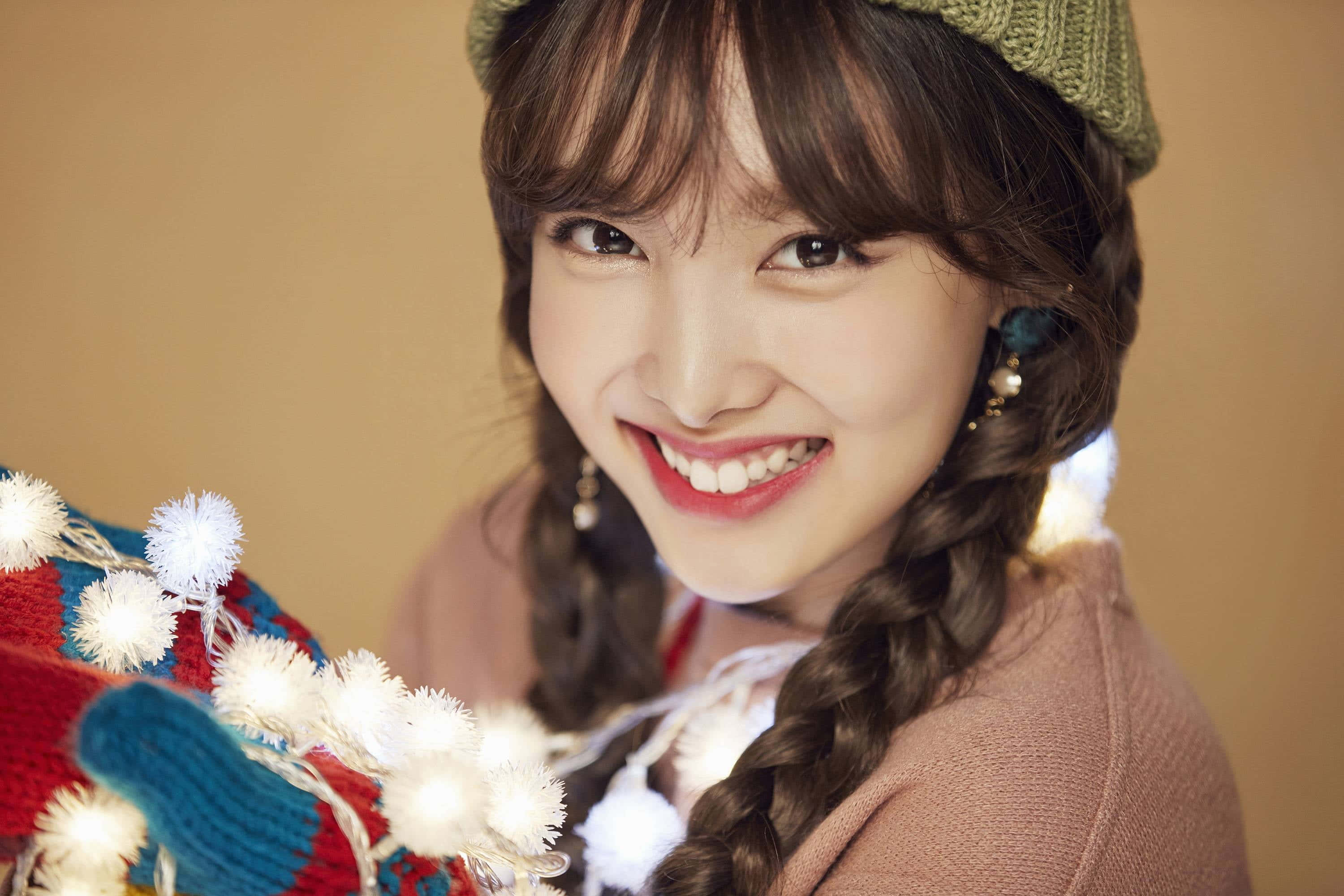 Twice üyelerinin çekim sırasında çarpıcı grup fotoğrafı Duvar Kağıdı