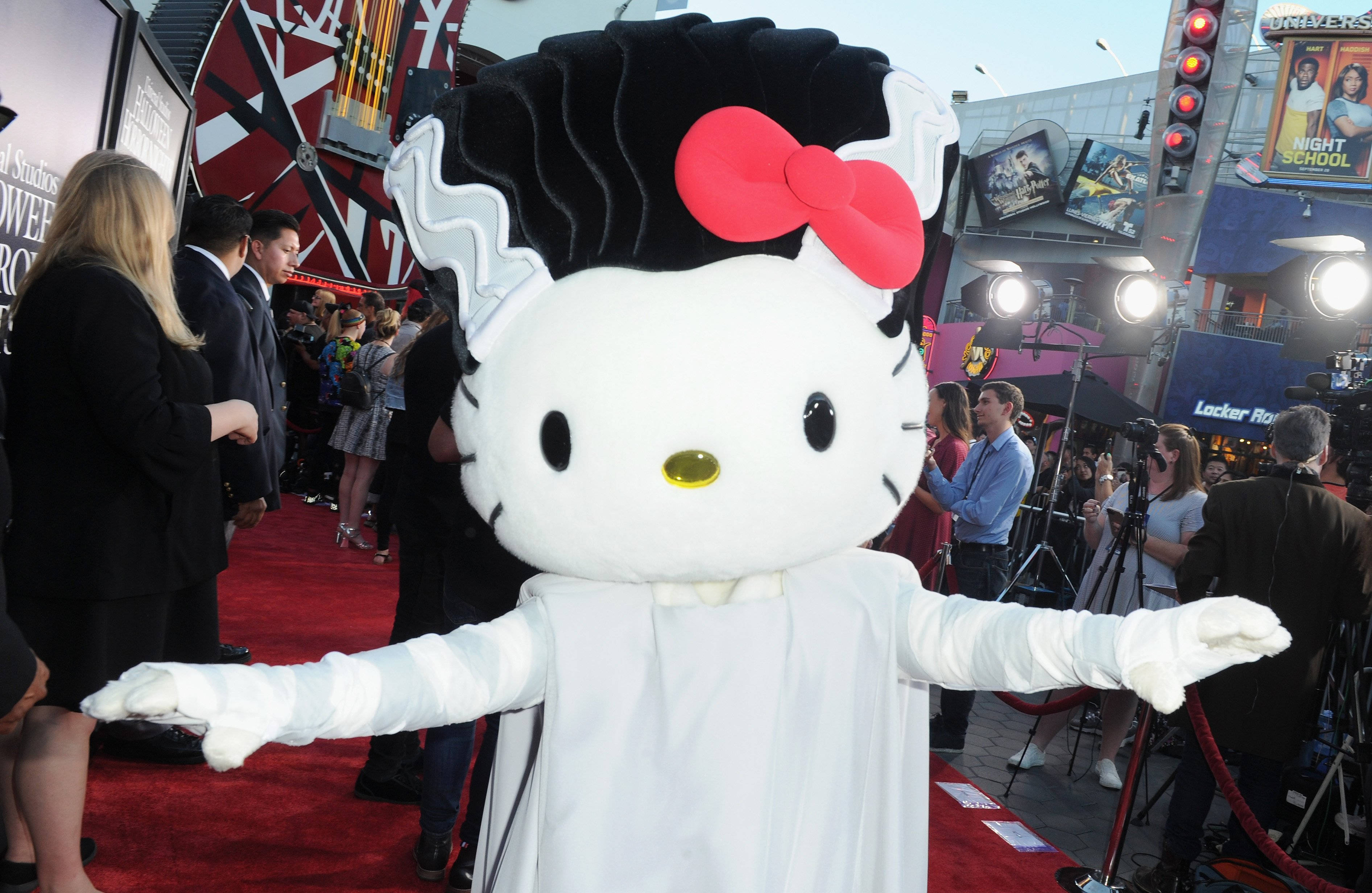 Ürkütücü Hello Kitty Cadılar Bayramı Mumyası Duvar Kağıdı