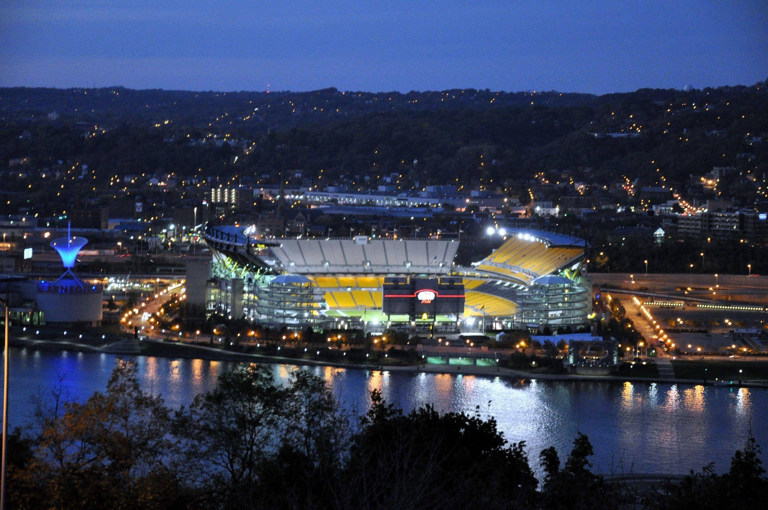 Uzaktaki Pittsburgh Beyzbolu Duvar Kağıdı
