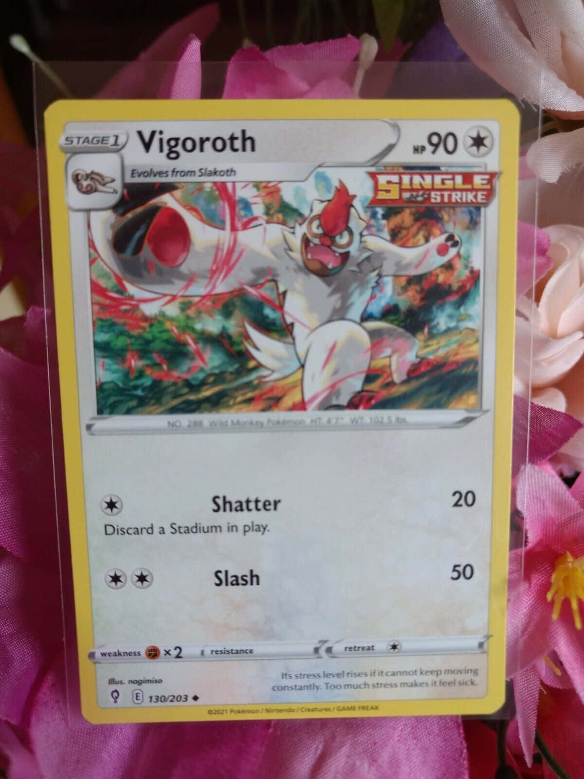 Vigoroth Pokemon Kartı ile Yoğun Aksiyon Duvar Kağıdı