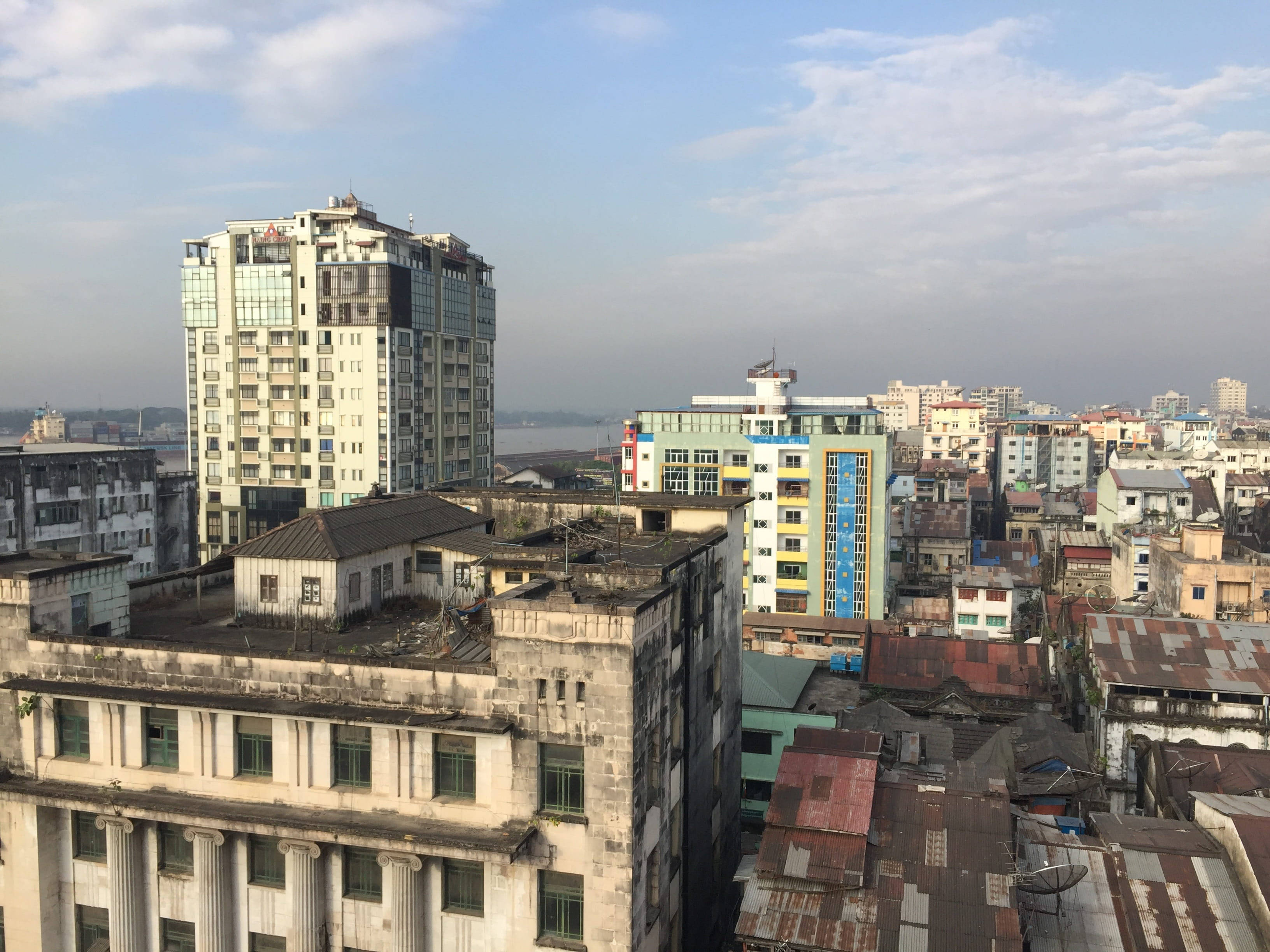 Yangon Şehir Binaları Duvar Kağıdı