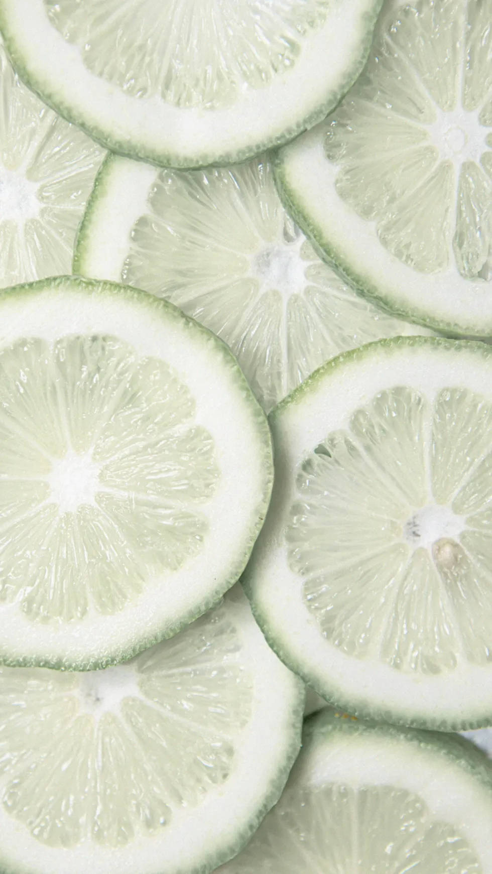 Yeşil ve Beyaz Estetikte Limon Dilimleri Duvar Kağıdı
