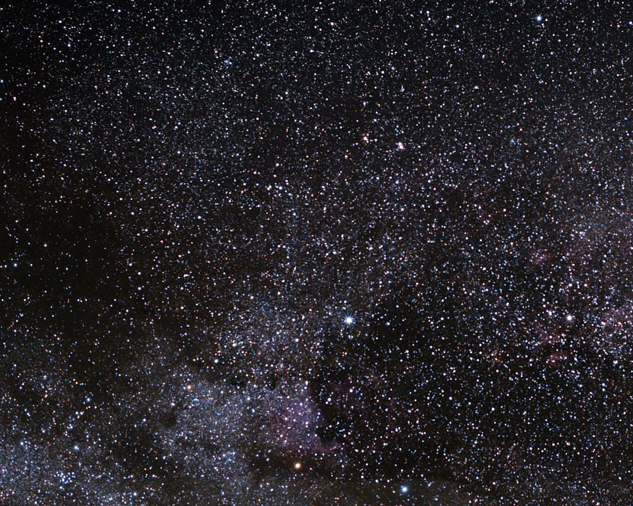 Yıldızlarla dolu gece gökyüzünde kaybolun Duvar Kağıdı