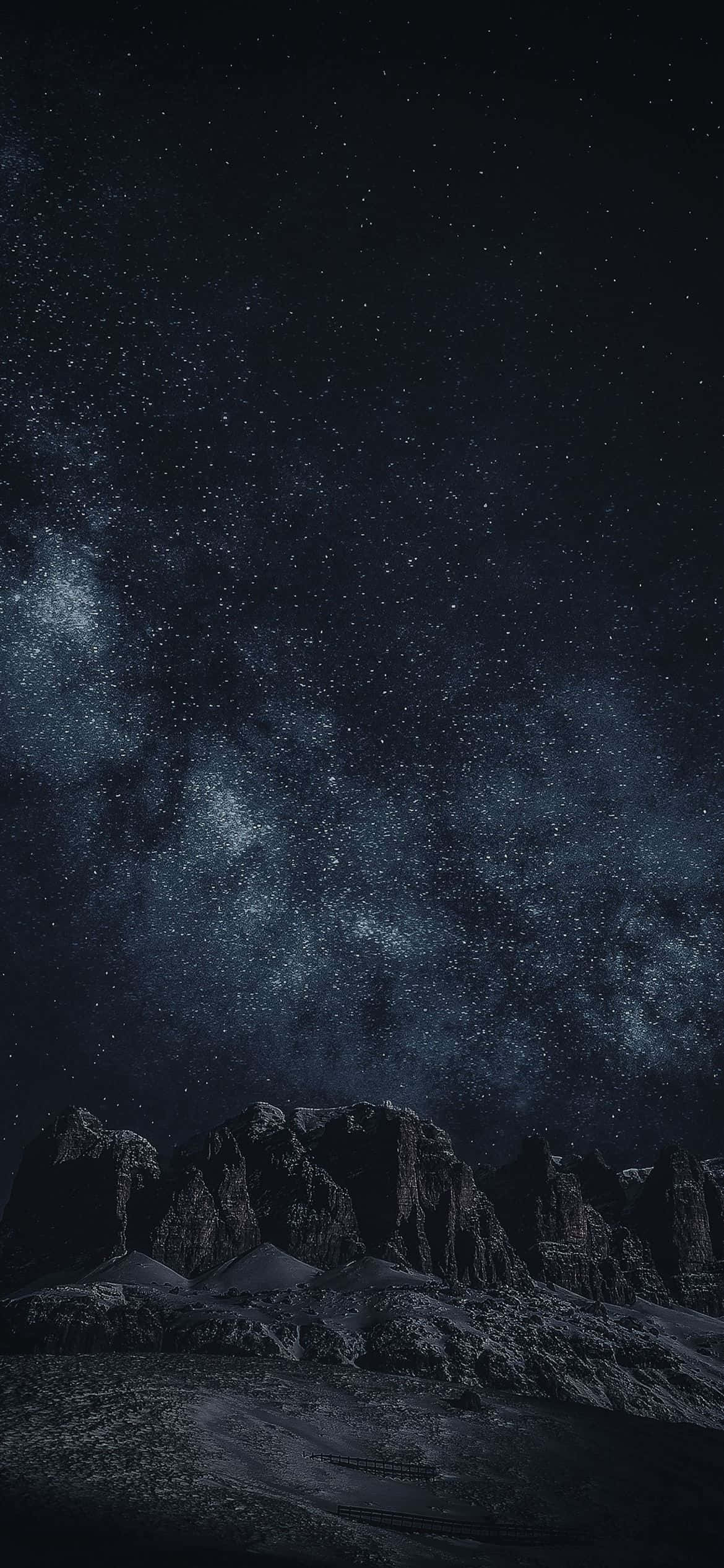 yıldızlar ve samanyolu ile bir gece gökyüzü Duvar Kağıdı
