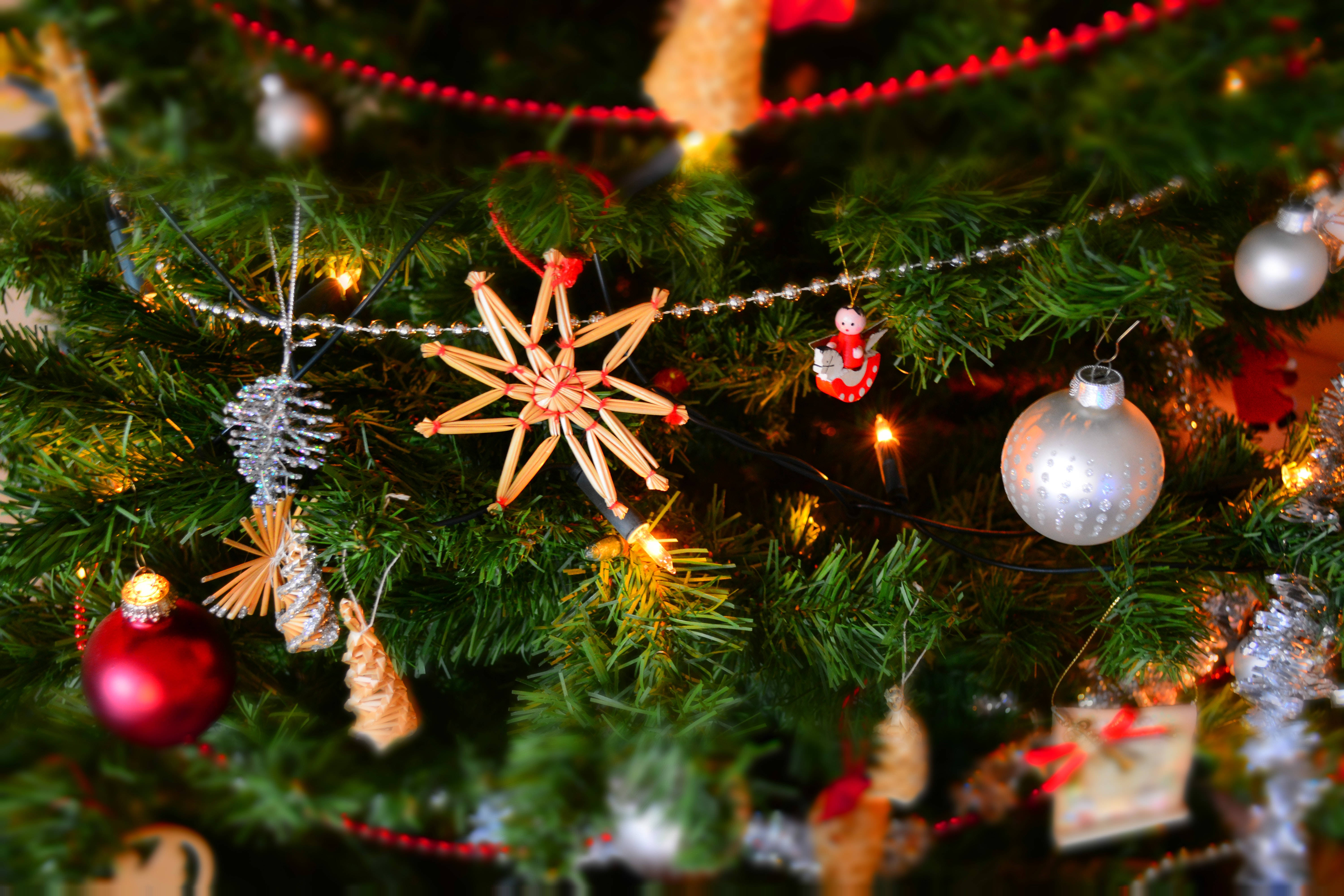 Yüksek Çözünürlüklü Noel Süsleri Duvar Kağıdı