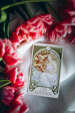 Aşıklar Tarot Kartı — Çiçekler Duvar Kağıdı