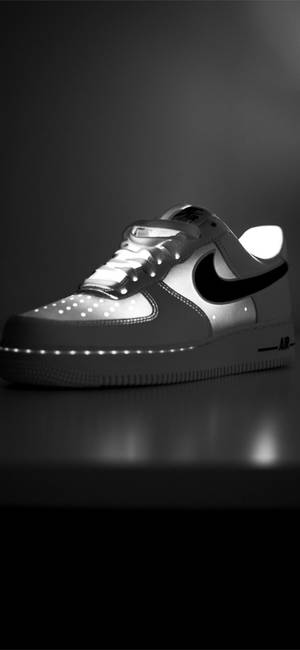 Aydınlık Nike iPhone Düz — iPhone 16 Pro Max Duvar Kağıdı