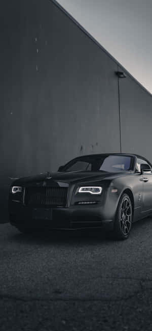 Başlık: Vücut Bulmuş Zarafet - Rolls Royce Phantom — Realme C73 Duvar Kağıdı