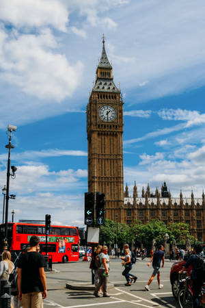 Big Ben ve Yayalar — Havalı GIF Duvar Kağıdı