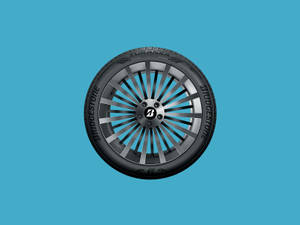 Bridgestone Turanza QuietTrack Lastiğinin yüksek kaliteli görüntüsü — Pastel Mavi Duvar Kağıdı