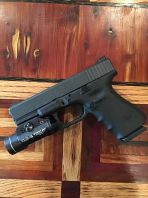 Glock 19 Görselleri — iPad Pro M4 Duvar Kağıdı