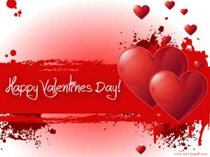 Kırmızı boya sıçraması olan kırmızı arka planda yanlarında beyaz yazıyla "Happy Valentine's Day" yazan kırmızı sevgi kalpleri. — 4:3 Duvar Kağıdı