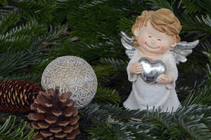 Çelenk üzerinde Noel meleği duvar kağıdı
