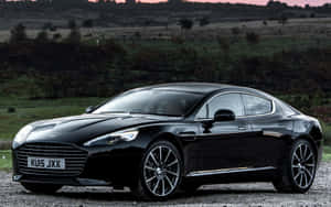 Etkileyici Aston Martin Rapide S Aksiyonda — MacBook Pro 13 Duvar Kağıdı
