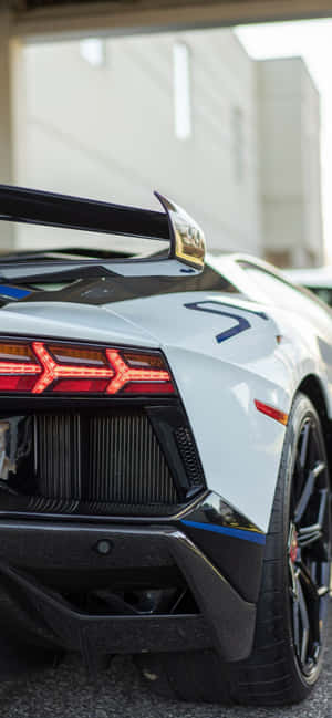iPhone XS Max Lamborghini Arka Planı — Honor 600e Duvar Kağıdı
