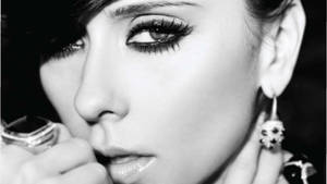 Jennifer Love Hewitt Büyüleyici Bakış duvar kağıdı