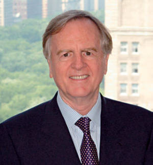 John Sculley Kameraya Gülümsüyor — Galaxy Z Flip 8 Duvar Kağıdı