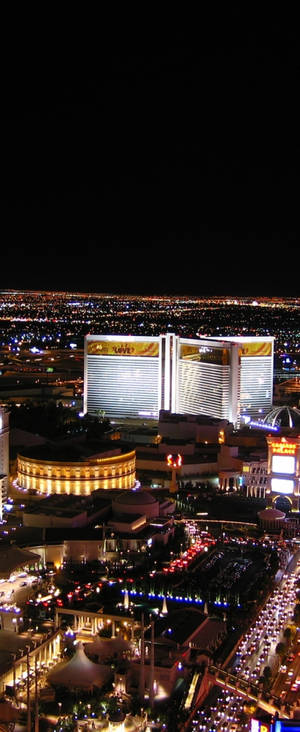 Kuşbakışı Las Vegas Gece — Galaxy Z Fold 6 Duvar Kağıdı