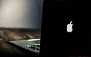 Macbook Air Aydınlık — MacBook Air Duvar Kağıdı