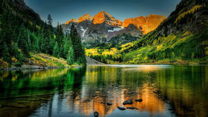 Maroon Bells doğal dağ manzarası göl duvar kağıdı